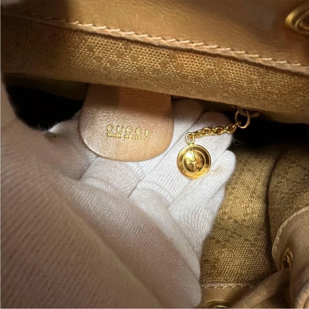 Gucci Beige Leather Women's Backpack - Picture 6 of 7
